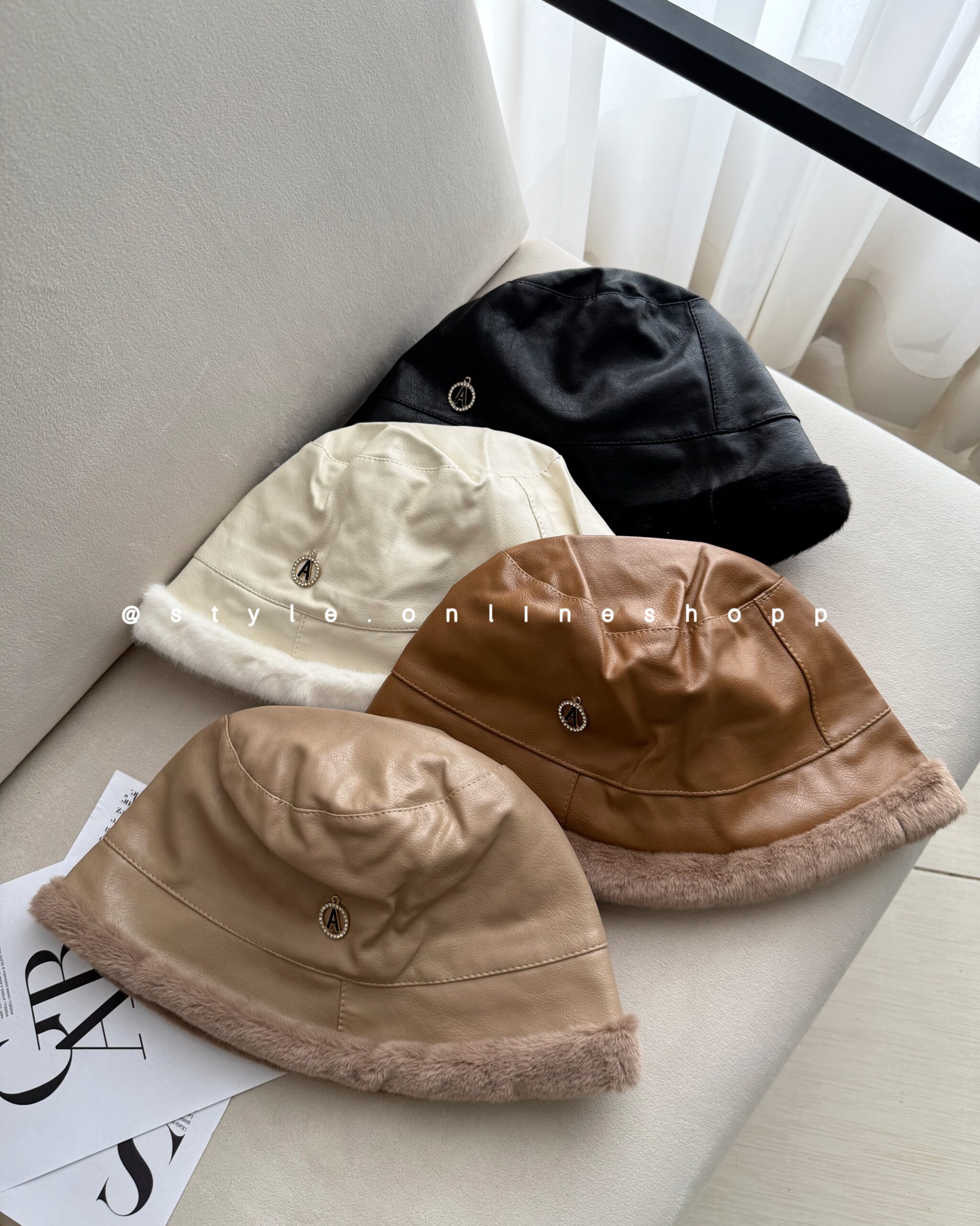 photo-output کلاه باکت چرم کد 828 - Image 1