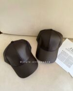 کلاه چرم قهوه ای سوخته کد 911